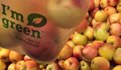 Axfood först – slopar 170 miljoner fruktpåsar av plast